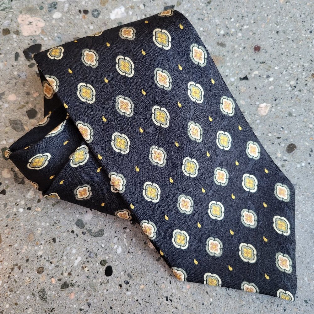 3/$20 - Giancarlo Collection 100% Silk Tie